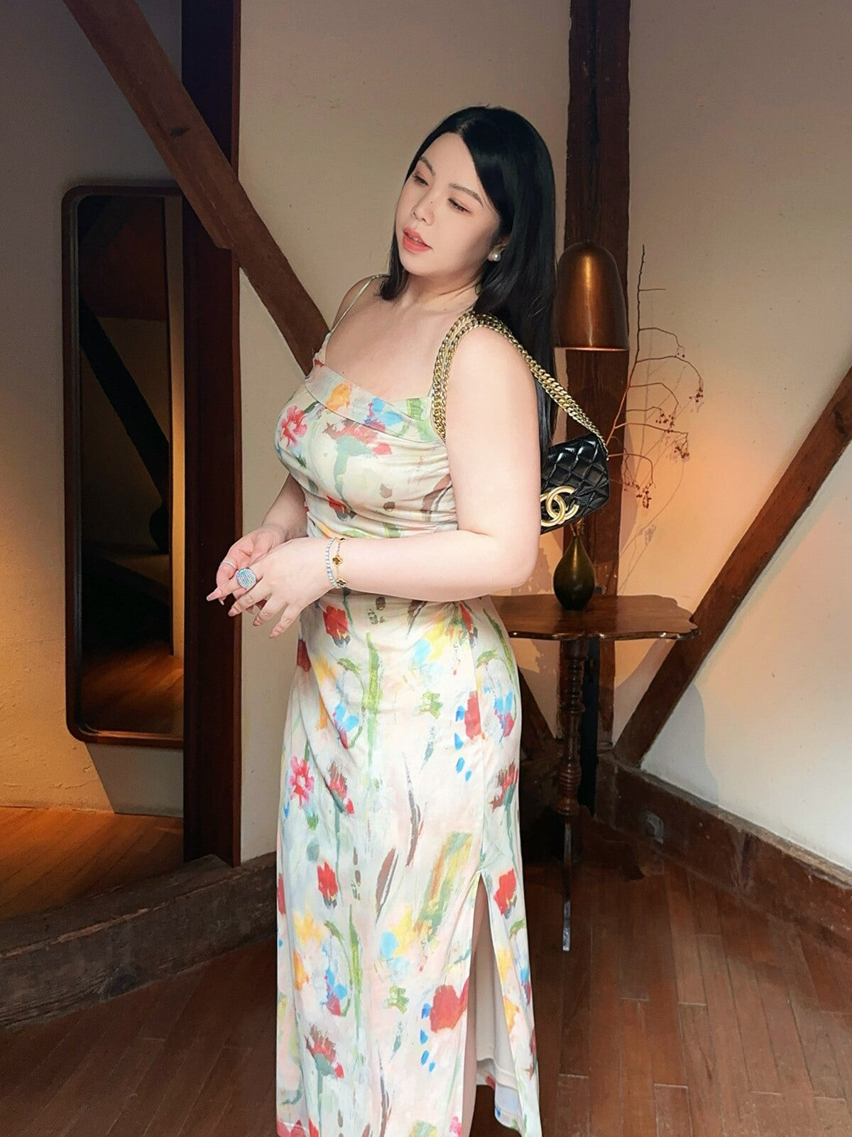 Beautifully Crafted Dress in a Classic Style