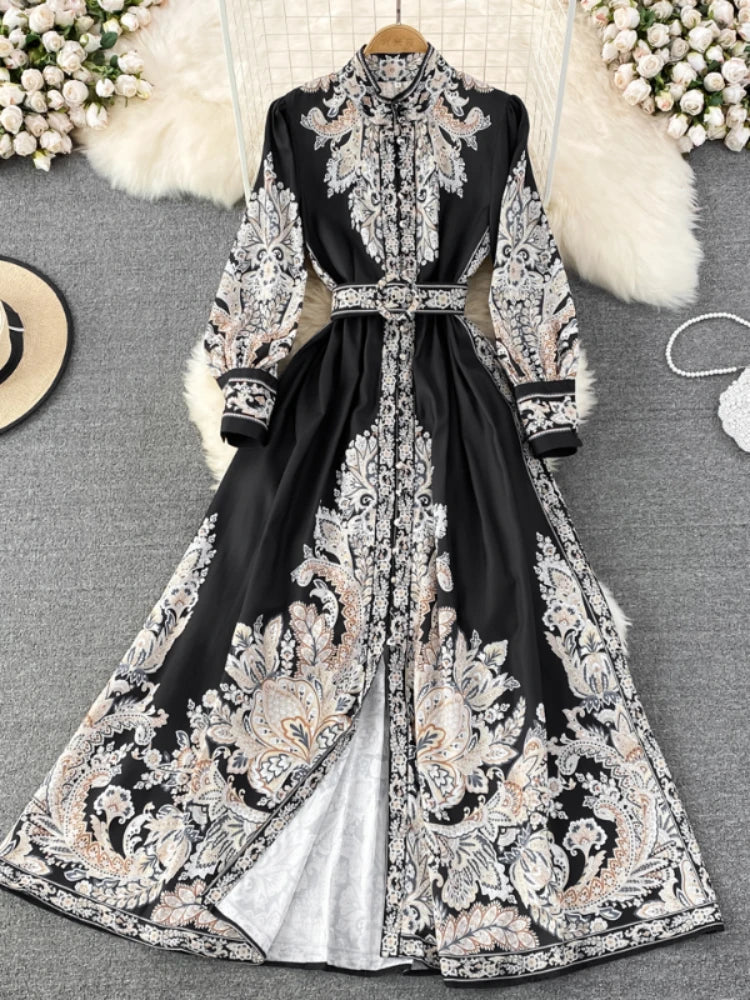 Classic Vintage & Enduringly Stylish Dress