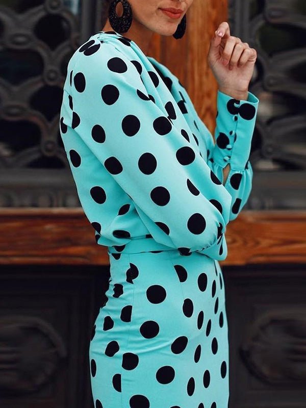 Classic Vintage & Enduringly Stylish Dress