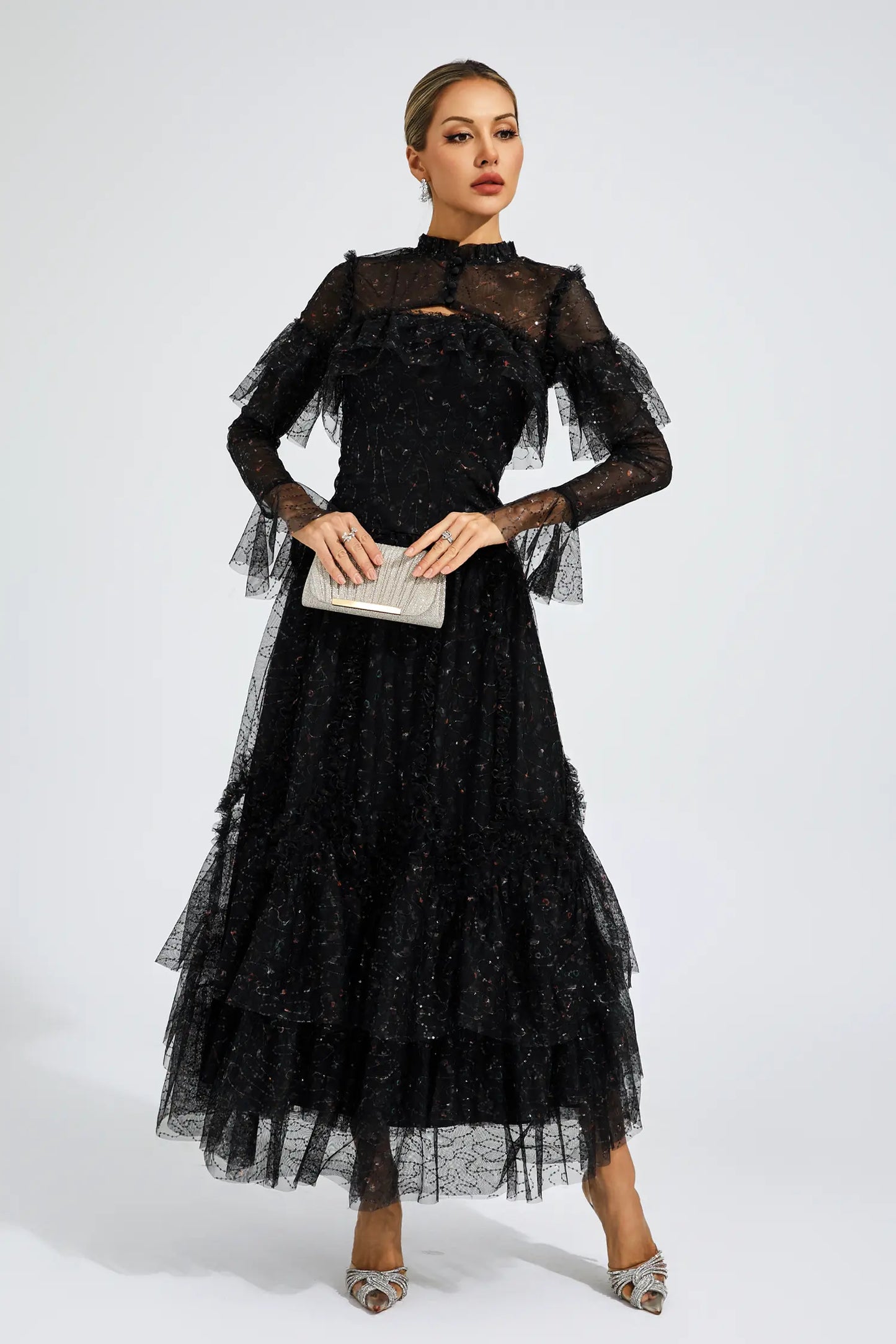 Classic Vintage Dress with a Flattering Fit