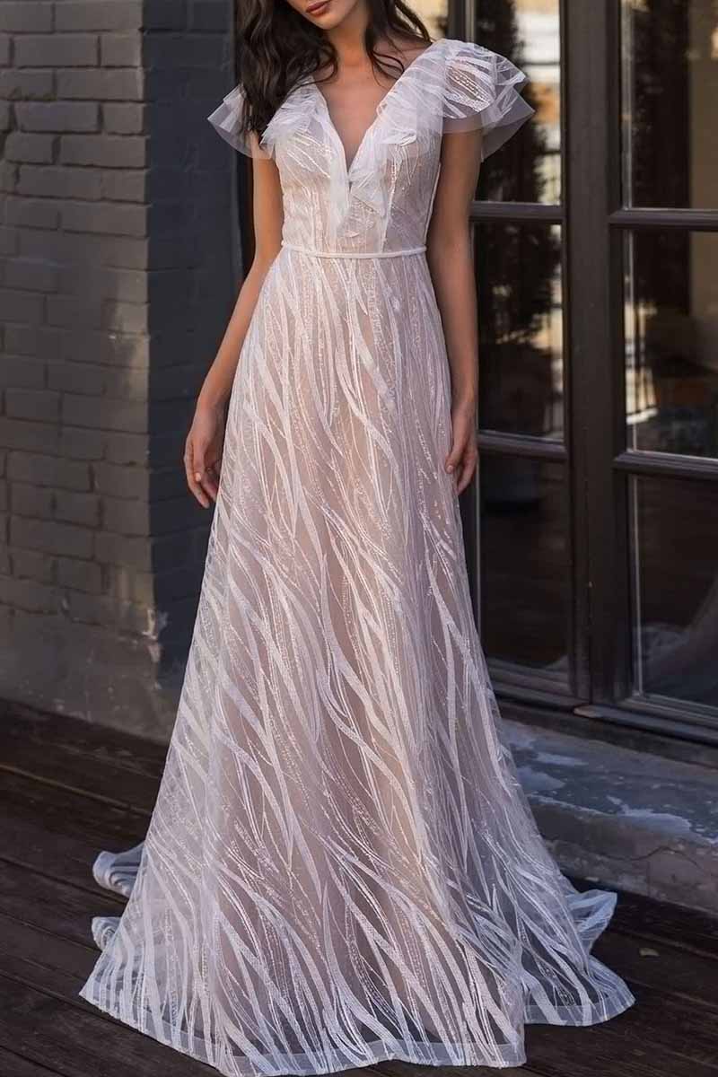 Beautifully Crafted Dress in a Classic Style