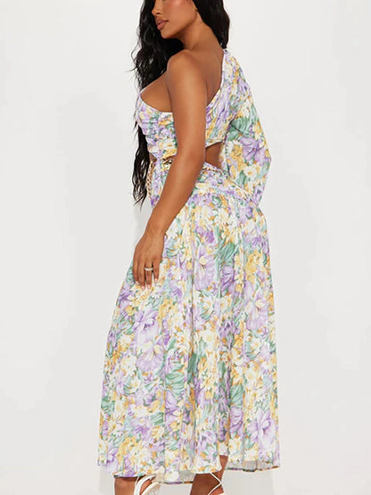 Classic Vintage Garment with a Flattering Fit