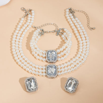 Charming Pearl Necklace for Any Occasion
