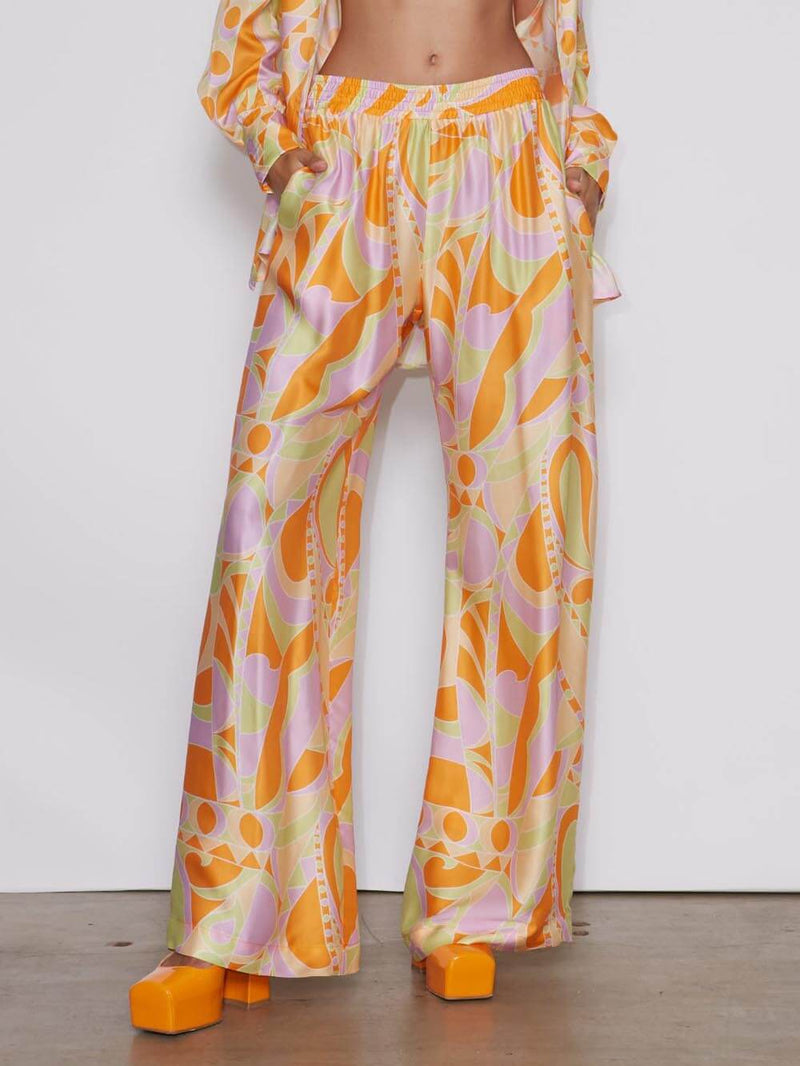 Gracefully Styled Pants for Any Occasion