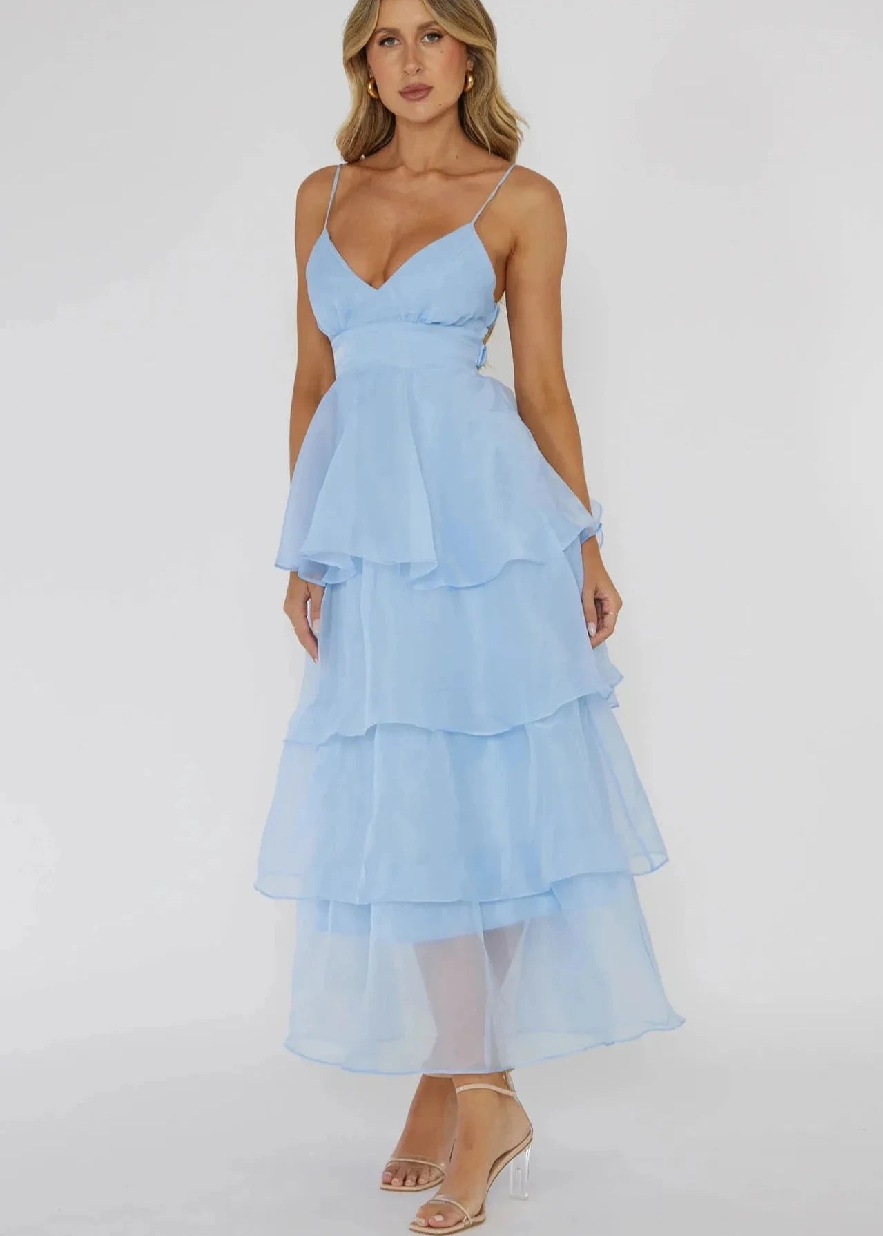 Beautifully Finished Dress in a Timeless Design
