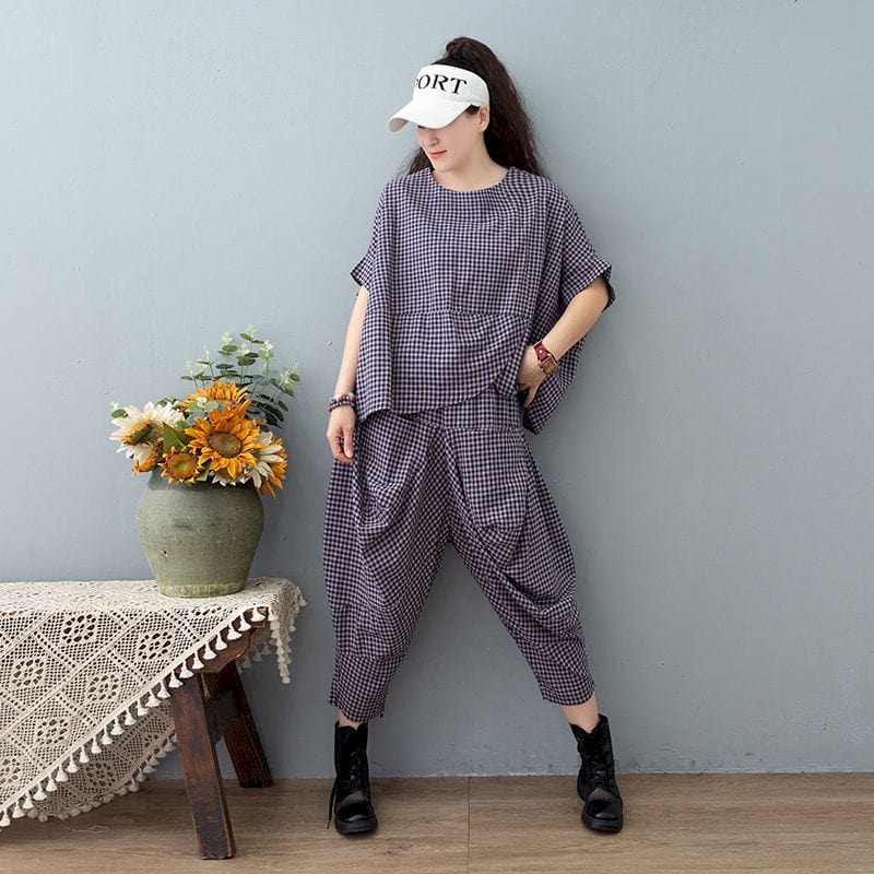 Effortlessly Elegant Garment with a Timeless Design