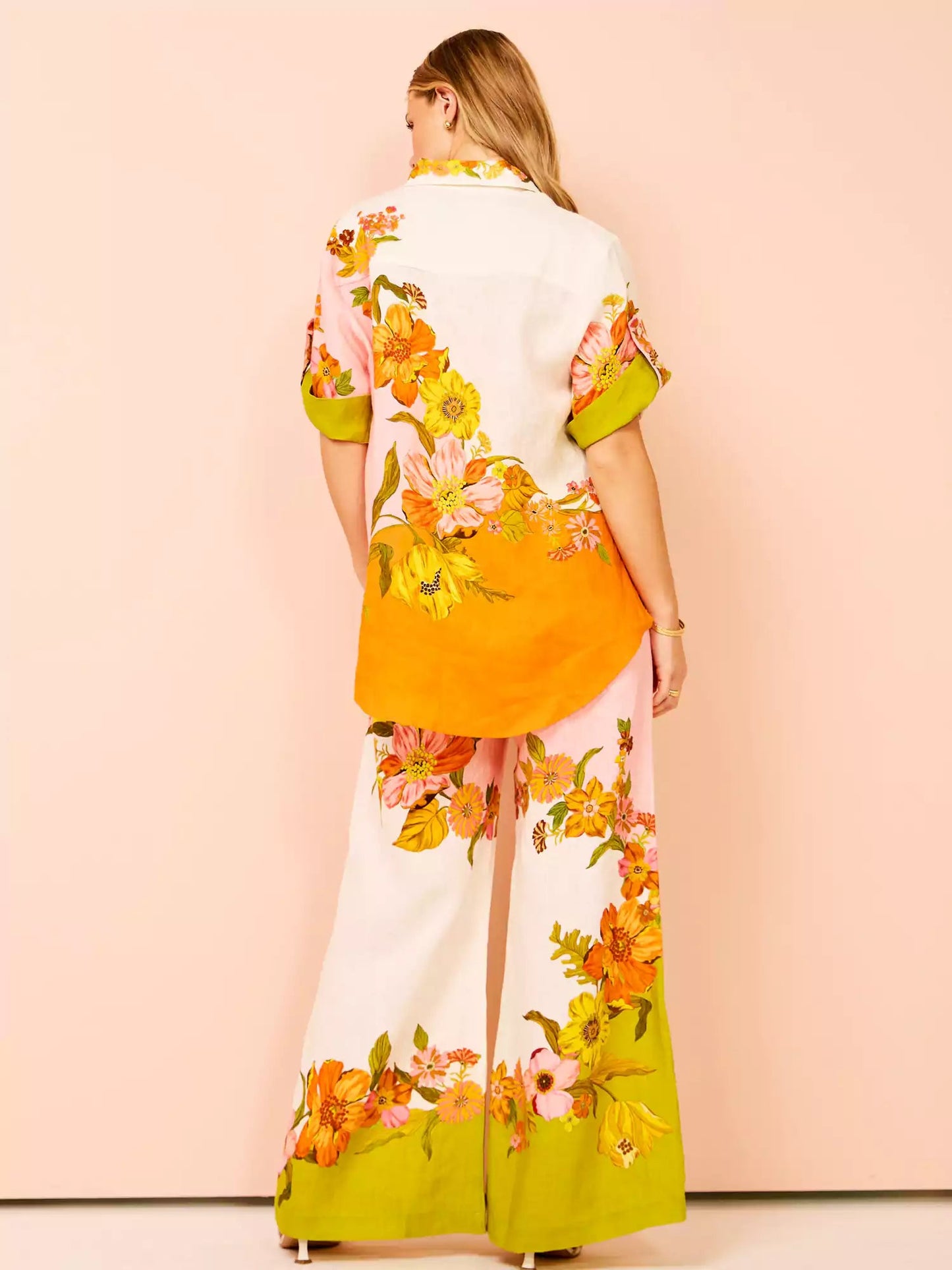 Well Tailored Pants with a Graceful Silhouette