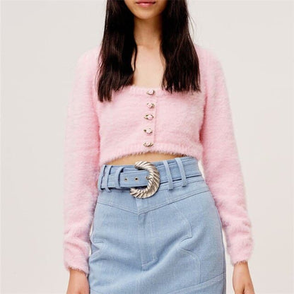 Beautifully Finished Sweater in a Timeless Design