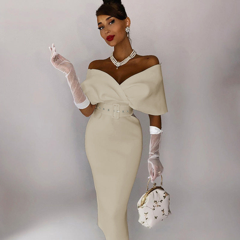 Classic Vintage Dress with a Flattering Fit