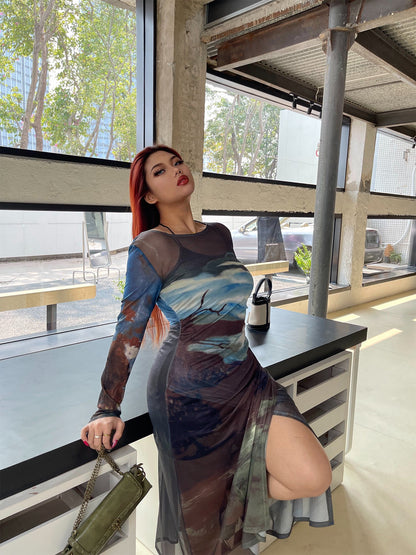 Classic Vintage Dress with a Flattering Fit