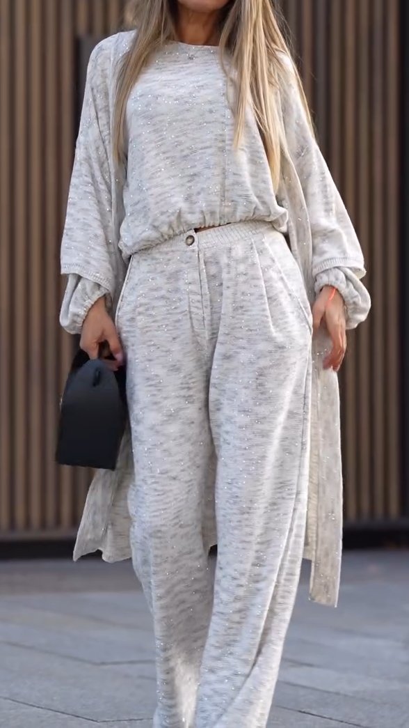 Elegantly Styled Pants for Everyday Wear