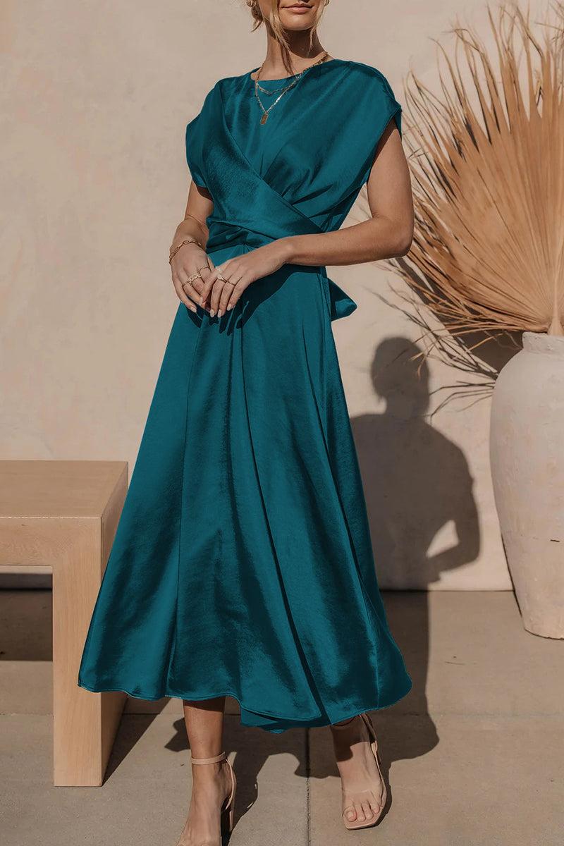 Polished Dress with an Effortless Classic Look