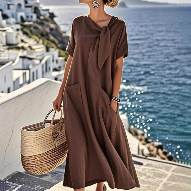 Effortlessly Elegant Dress with a Timeless Design