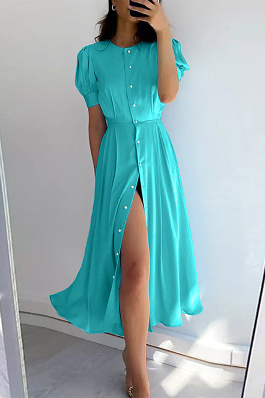 Beautifully Finished Dress in a Timeless Design