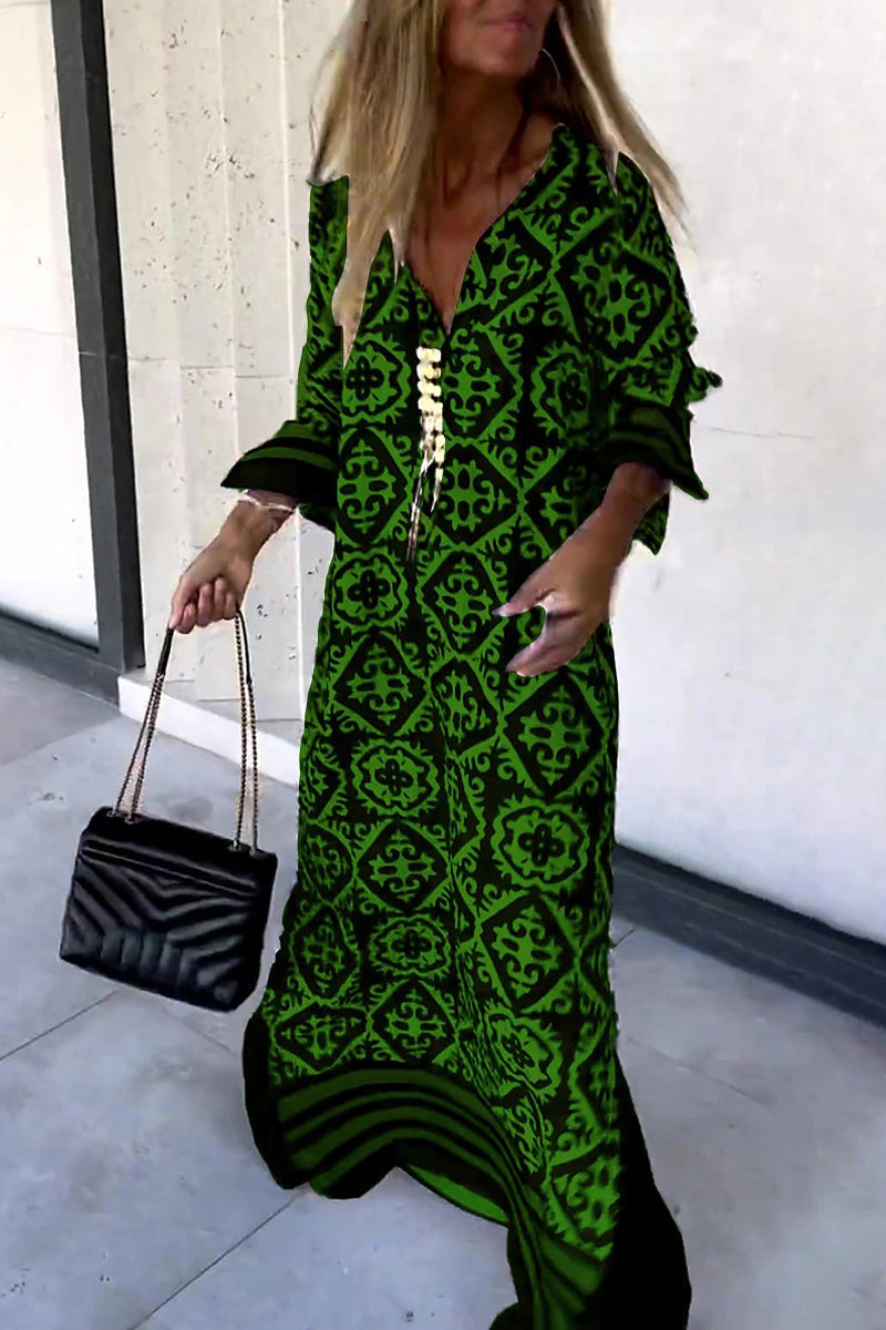 Gracefully Styled Dress for Any Occasion
