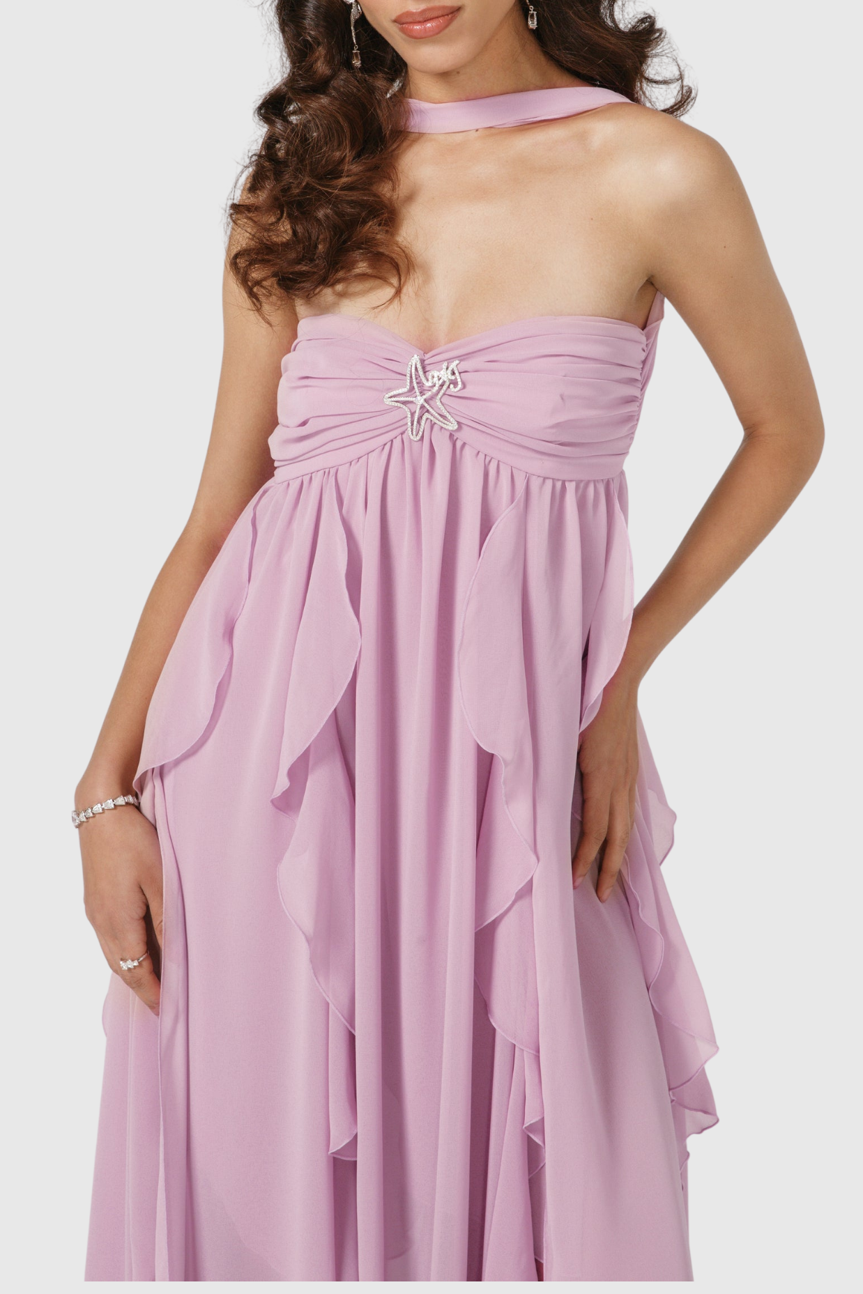Effortlessly Elegant Dress with a Timeless Design