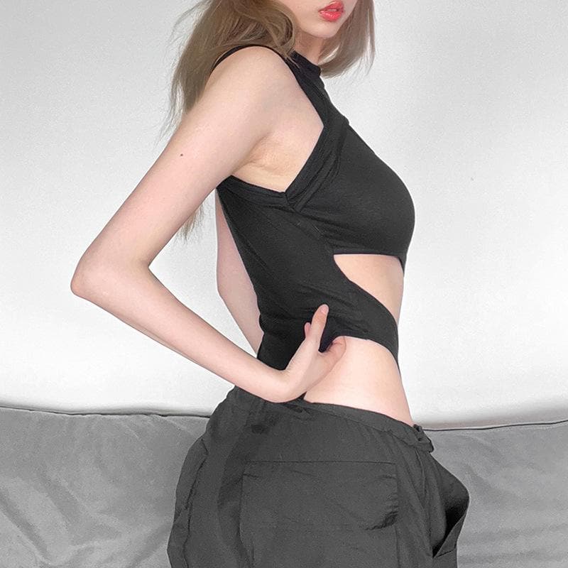 Sophisticated Garment with a Clean Classic Look