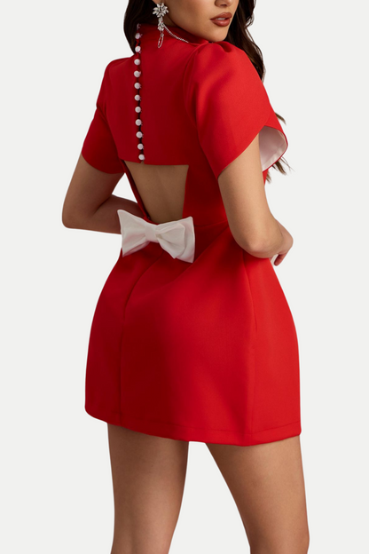 Effortlessly Elegant Dress with a Timeless Design