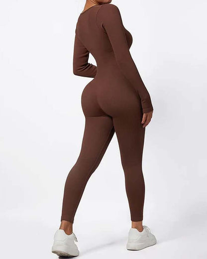 Sophisticated Garment with a Clean Classic Look