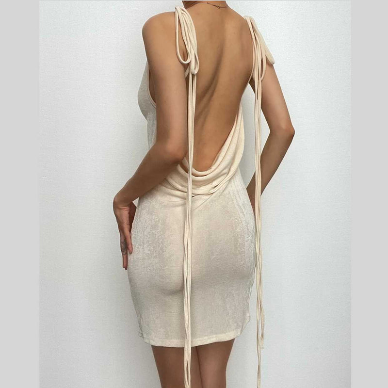 Effortlessly Elegant Dress with a Timeless Design