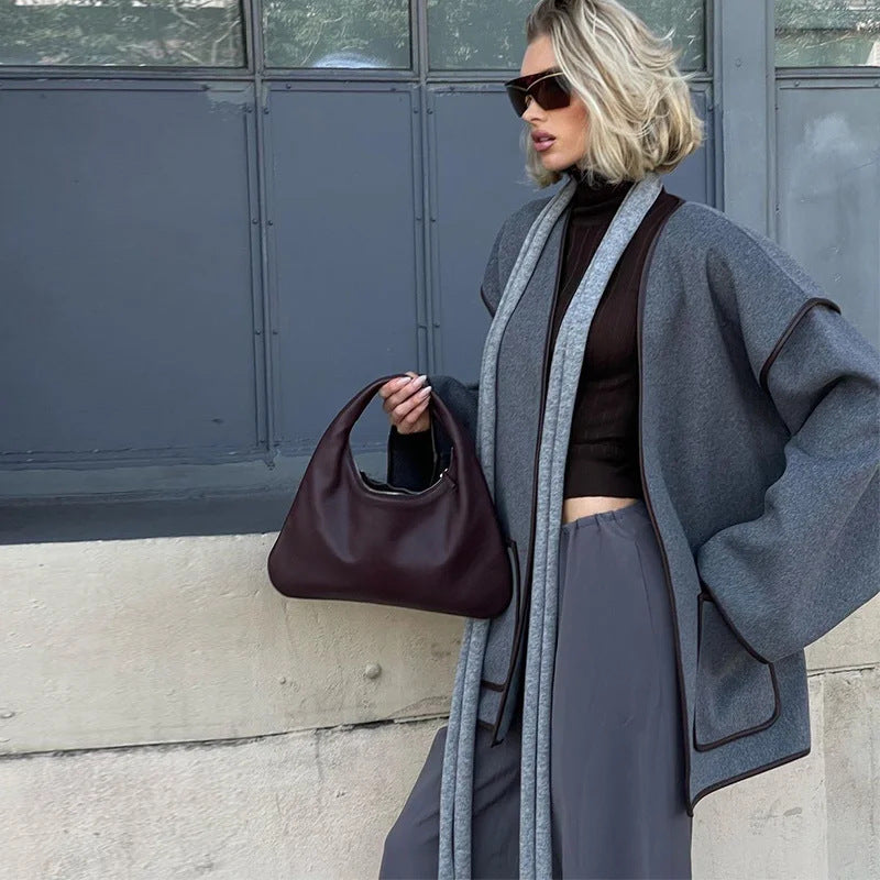 Elegantly Styled Coat for Everyday Wear