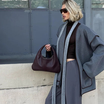 Elegantly Styled Coat for Everyday Wear