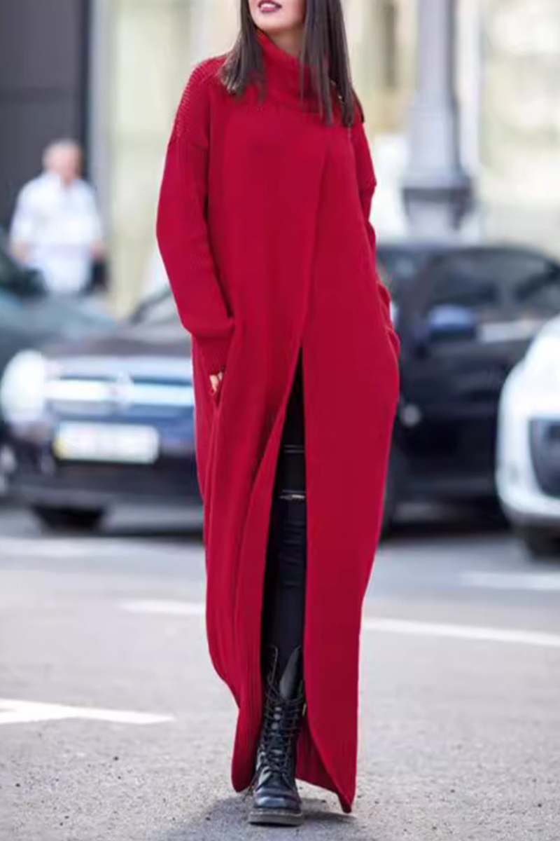 Effortlessly Elegant Garment with a Timeless Design