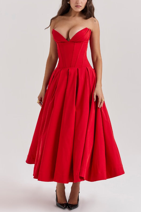 Beautifully Crafted Dress in a Classic Style