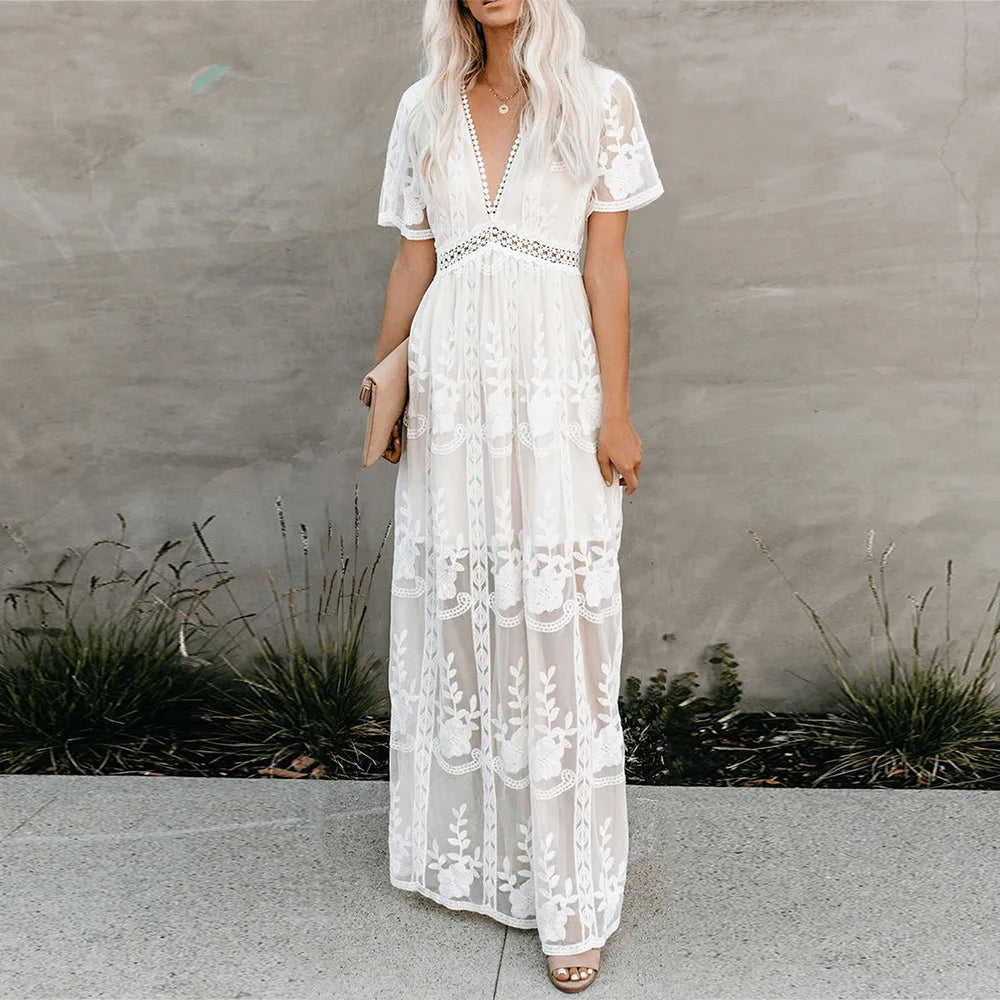Sophisticated Dress with a Clean Classic Look