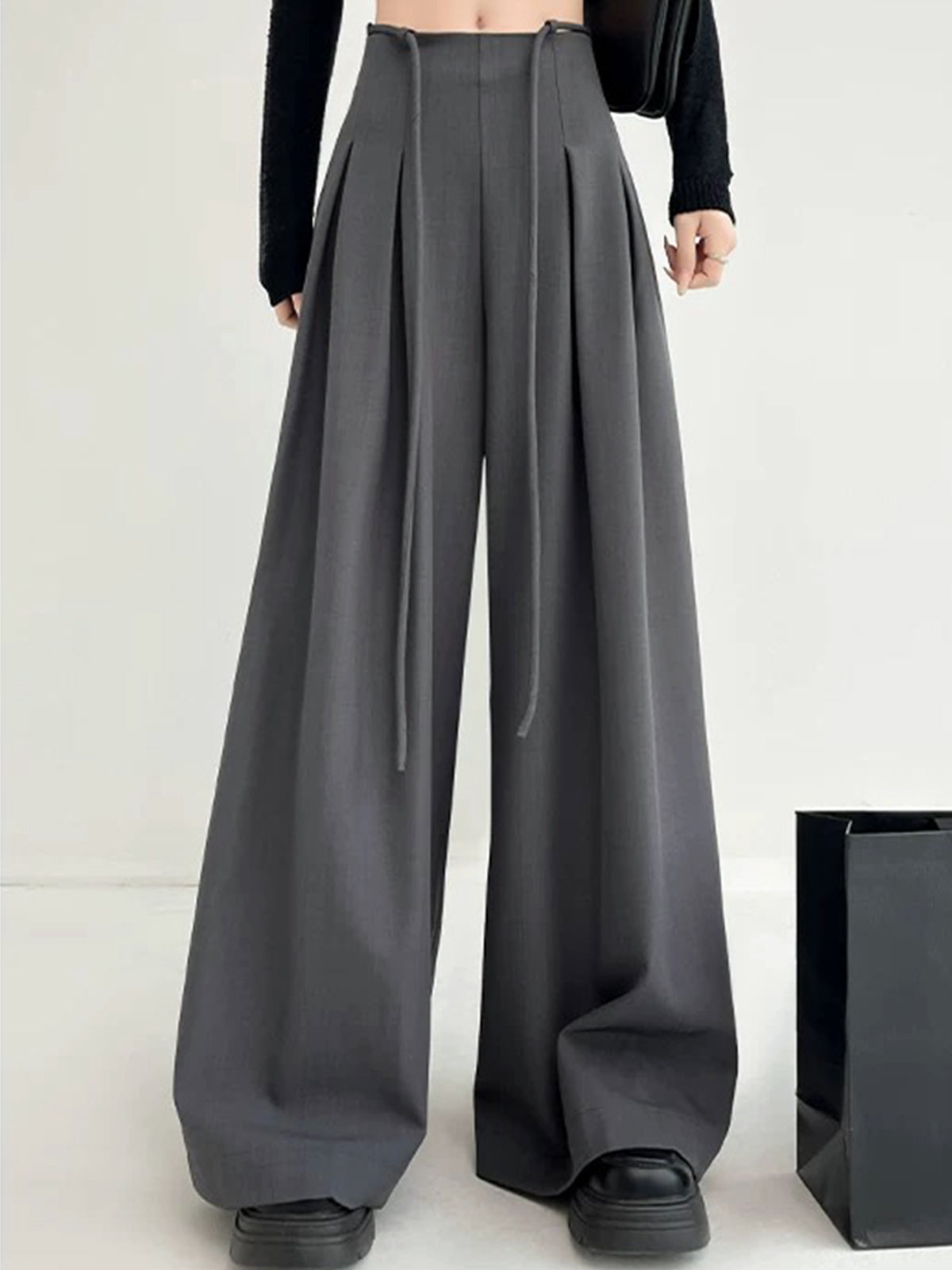 Beautifully Finished Pants in a Timeless Design