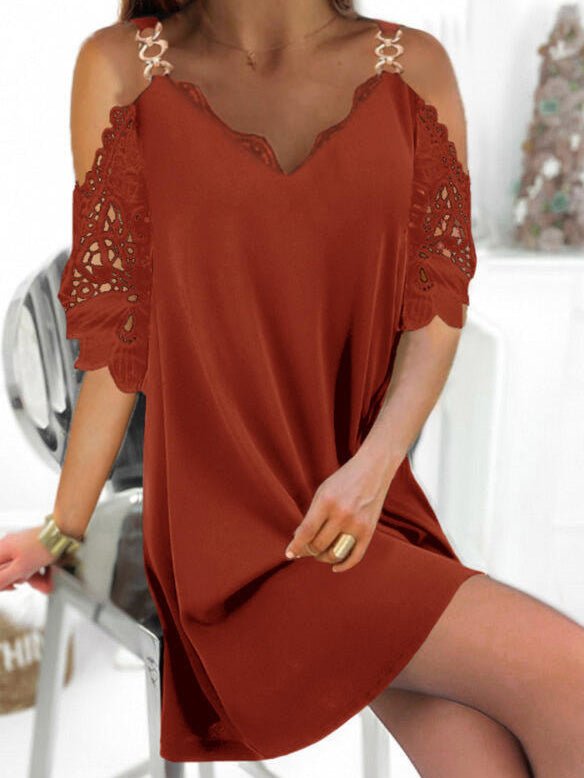 Effortlessly Elegant Dress with a Timeless Design
