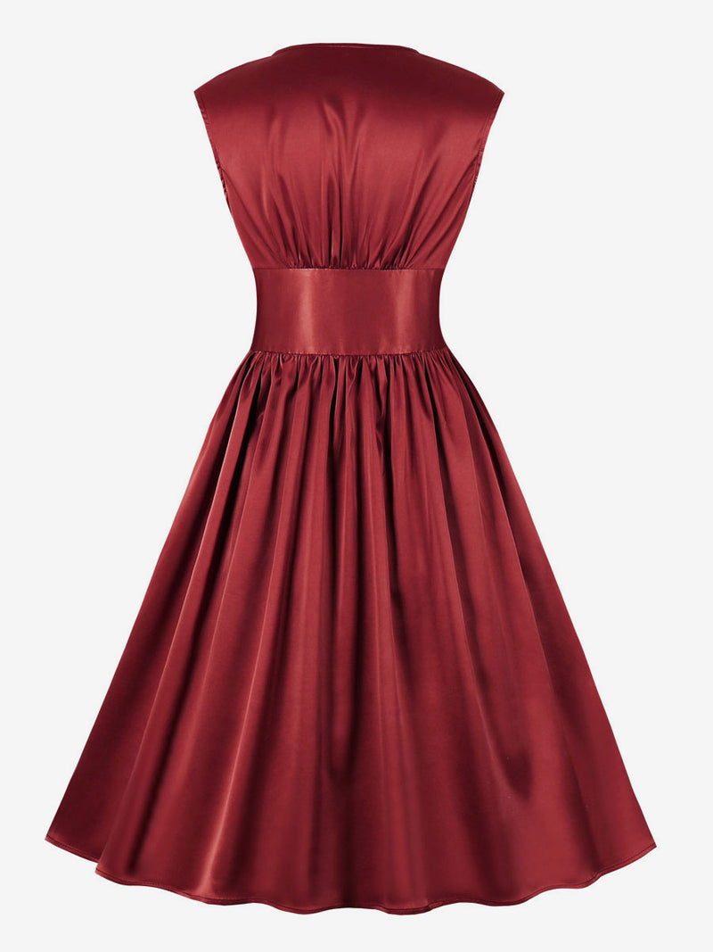 Sophisticated Dress with a Clean Classic Look
