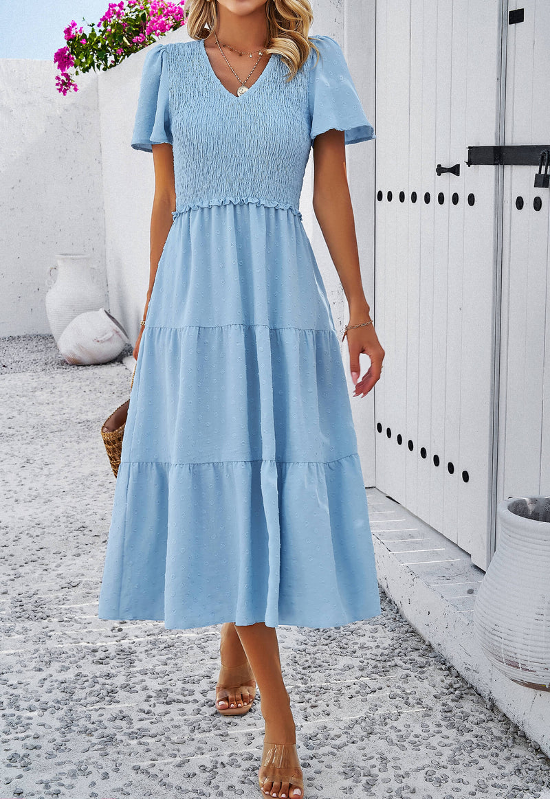Gracefully Styled Dress for Any Occasion