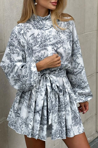 Gracefully Styled Dress for Any Occasion