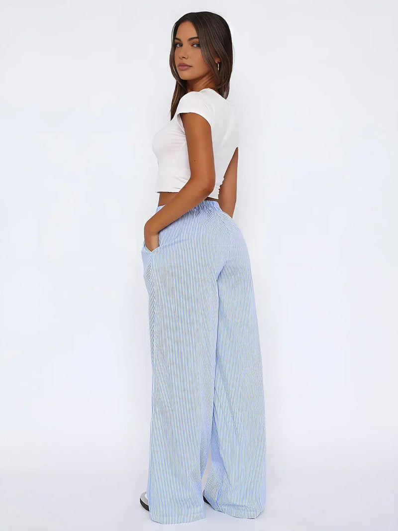 Well Tailored Pants with a Graceful Silhouette