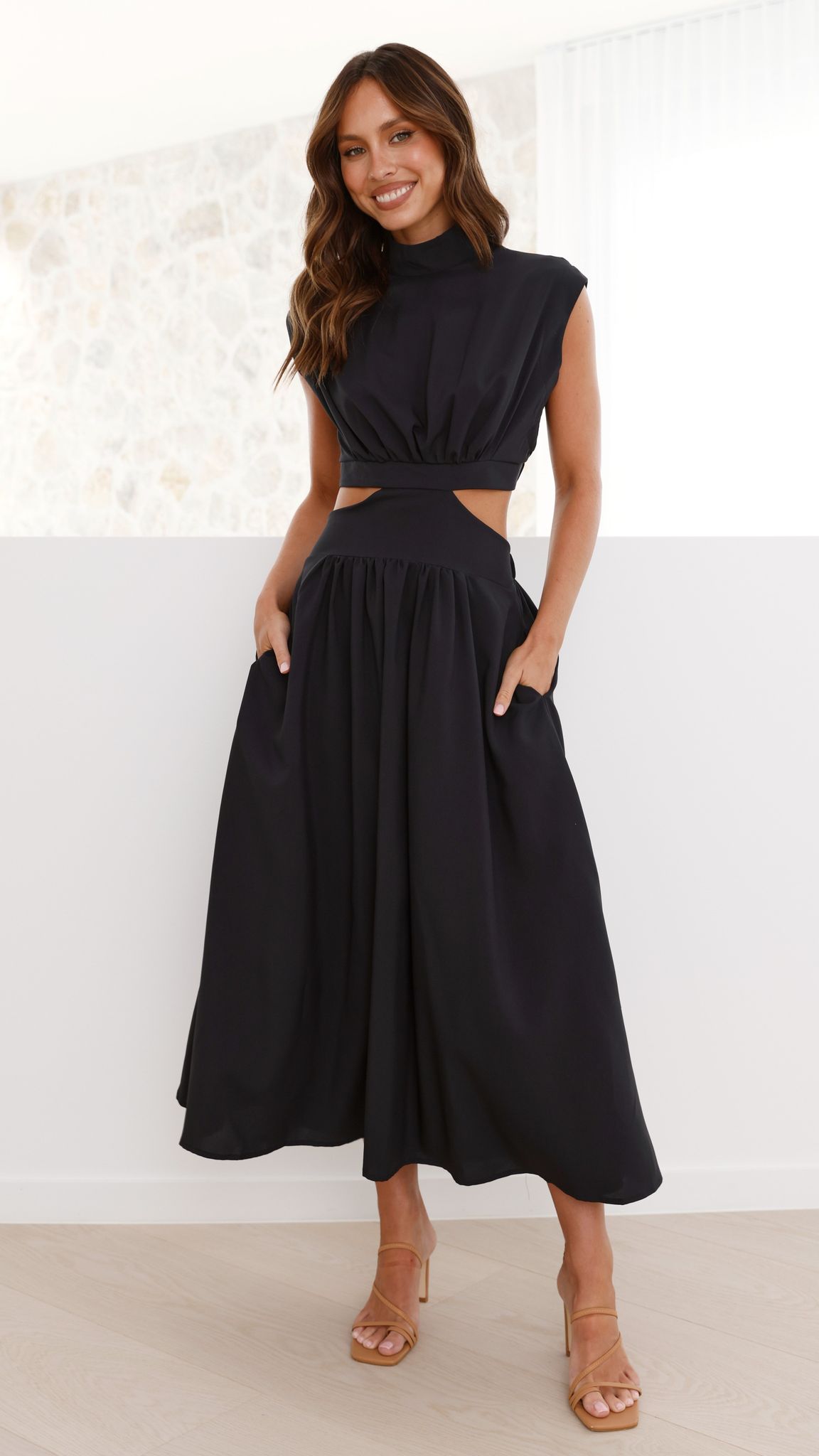 Polished Dress with an Effortless Classic Look