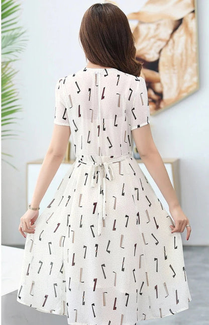 Sophisticated Dress with a Clean Classic Look