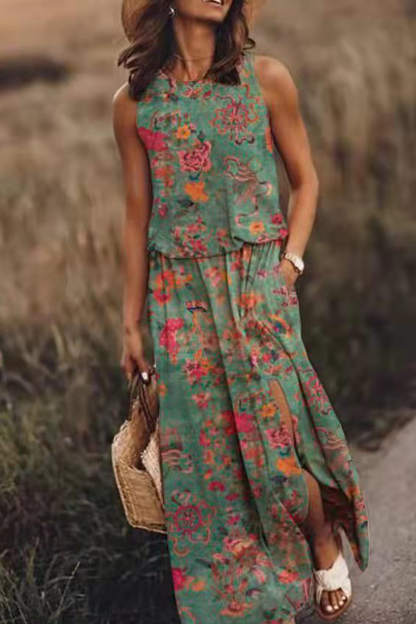 A Vintage Style Dress with Delicate Timeless Details