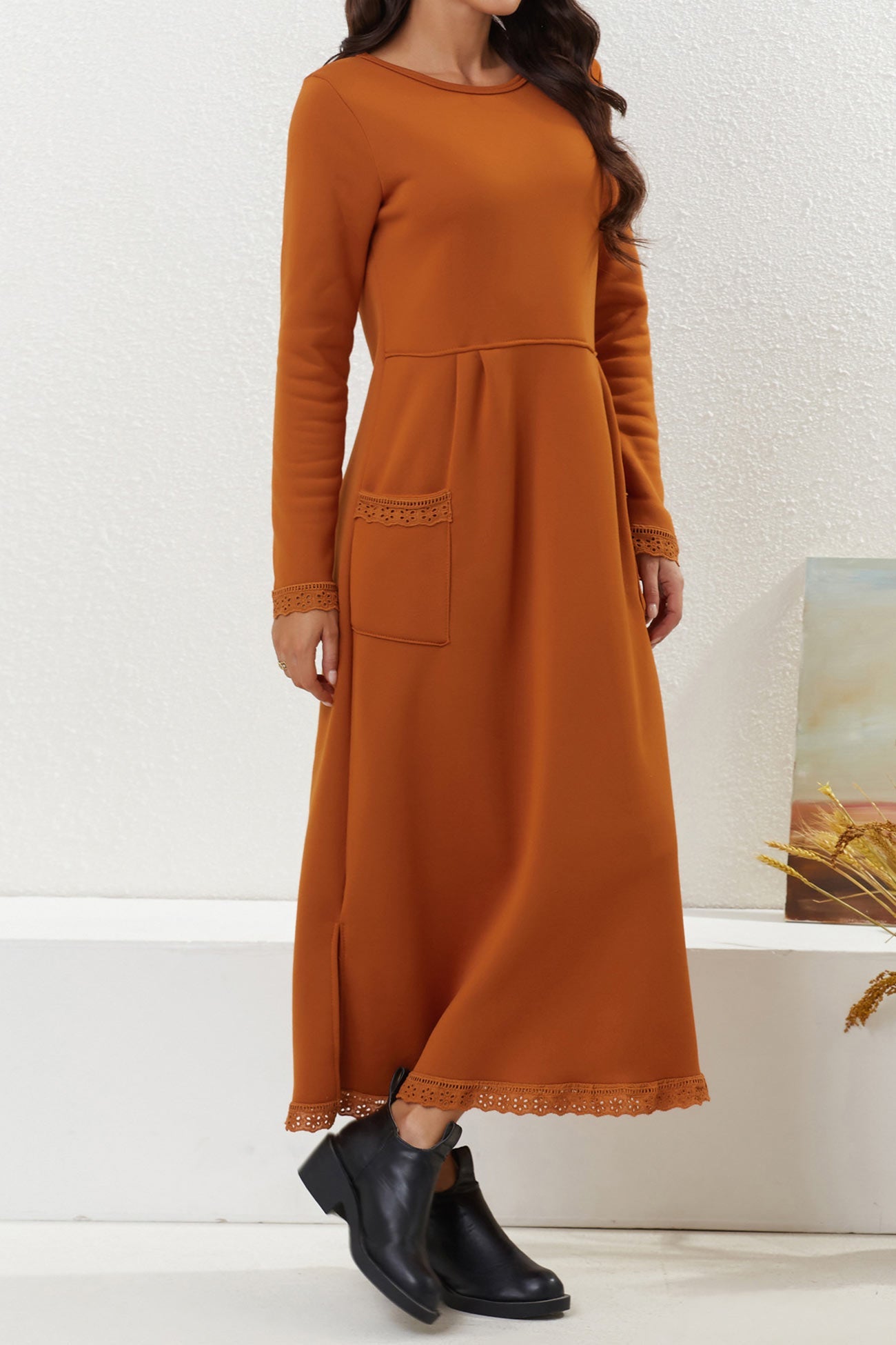 Sophisticated Dress with a Clean Classic Look