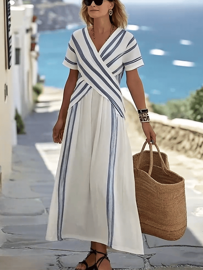 Gracefully Styled Dress for Any Occasion