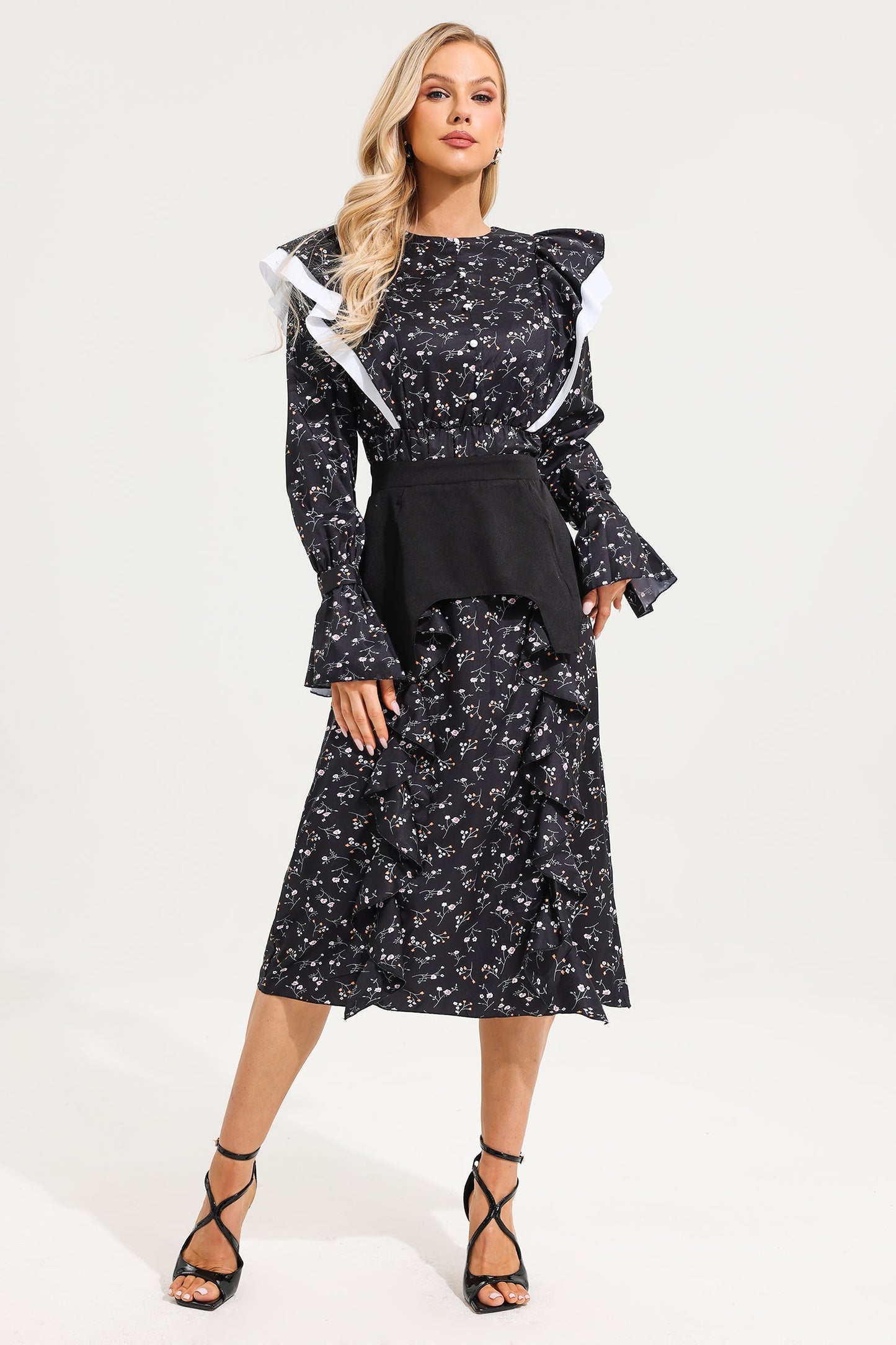 Polished Dress with an Effortless Classic Look