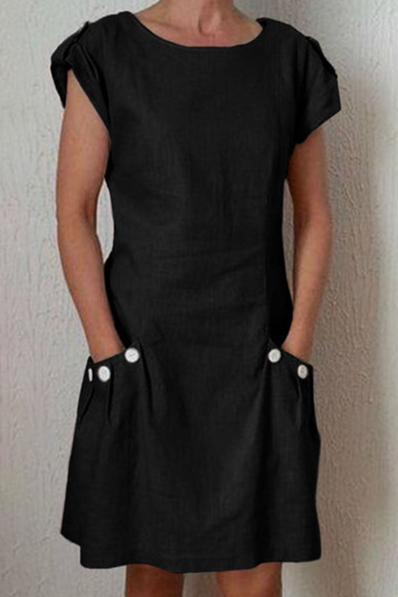 Well Tailored Dress with a Graceful Silhouette