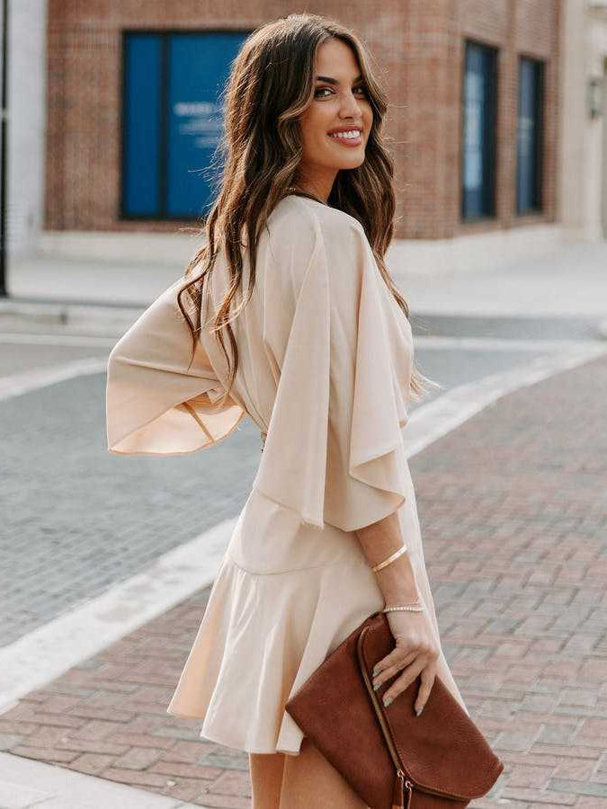 Well Tailored Dress with a Graceful Silhouette