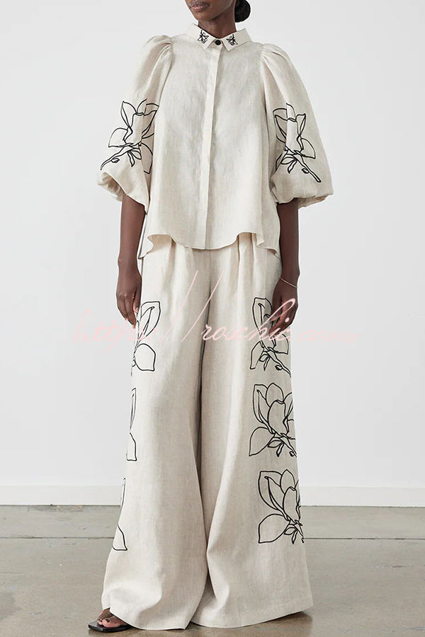 Effortlessly Elegant Garment with a Timeless Design
