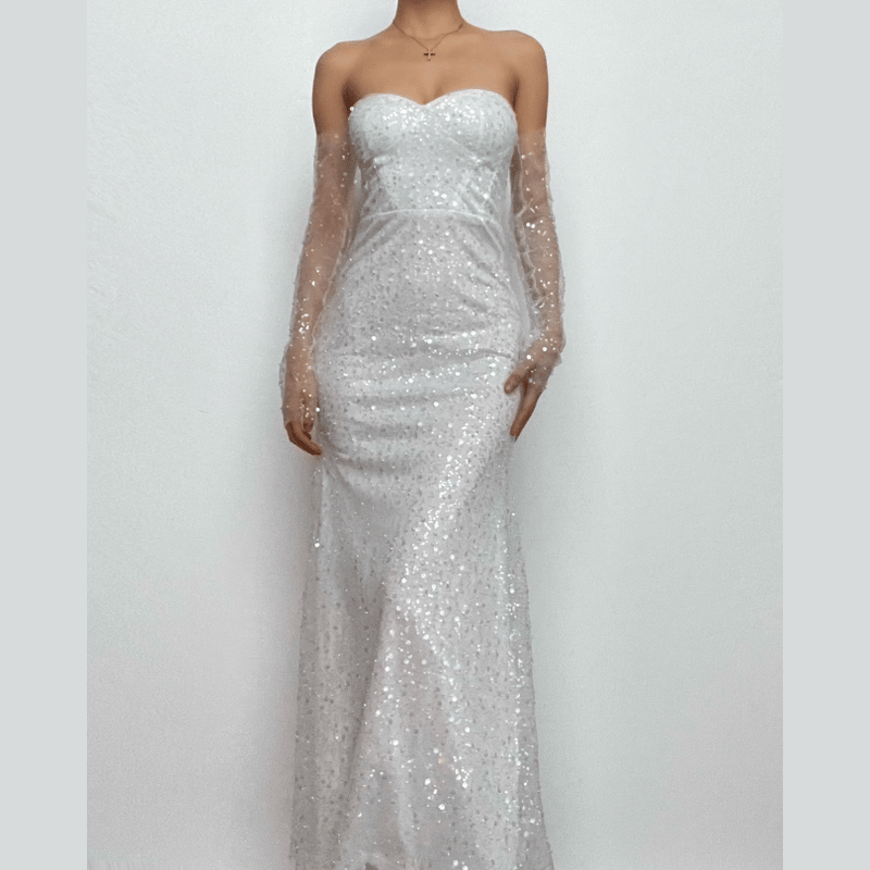 A Vintage Style Dress with Delicate Timeless Details