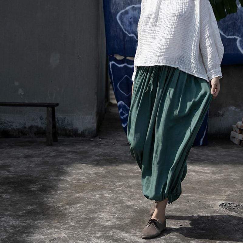 Elegantly Styled Pants for Everyday Wear