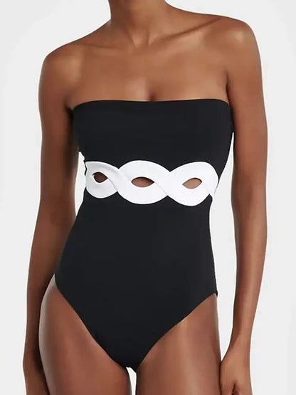 Effortlessly Elegant Garment with a Timeless Design