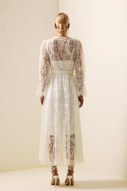 Sophisticated Dress with a Clean Classic Look