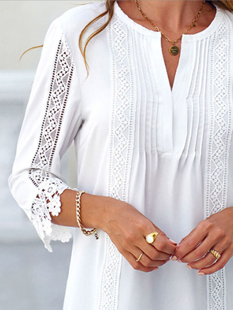 Sophisticated Blouse with a Clean Classic Look