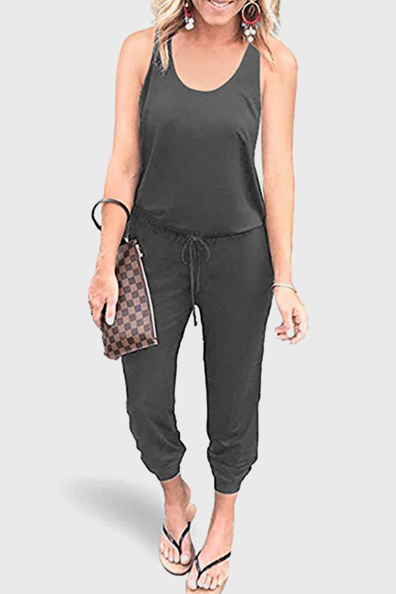 Well Tailored Garment with a Graceful Silhouette